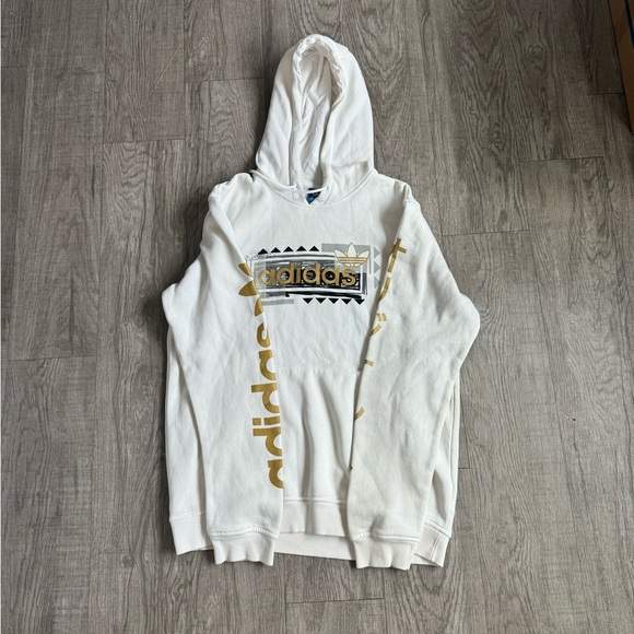 Old School Adidas Graphic Sweatshirt, Slightly Faded Size L - Picture 2 of 4